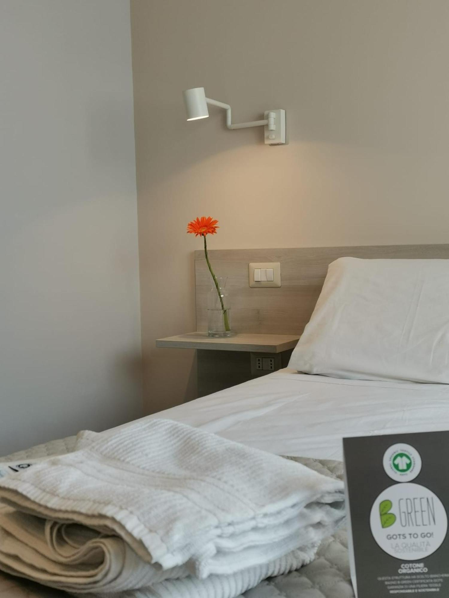 Green Guest House Oristano Exteriör bild